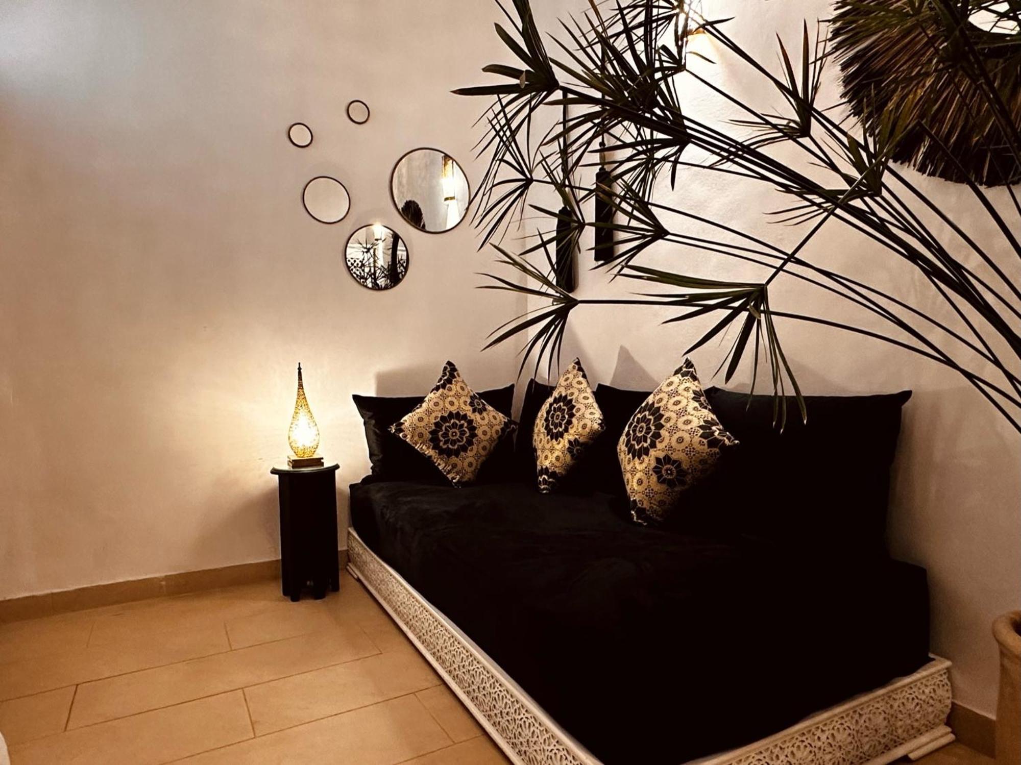 Riad Dollar Des Sables & Spa Marrakesh Esterno foto